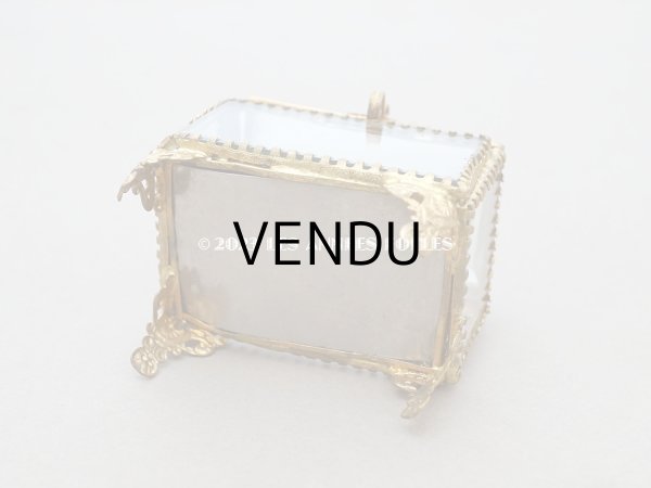 画像8: 19世紀 アンティーク ジュエリーボックス ラズベリーピンクのシルク製クッション (8)