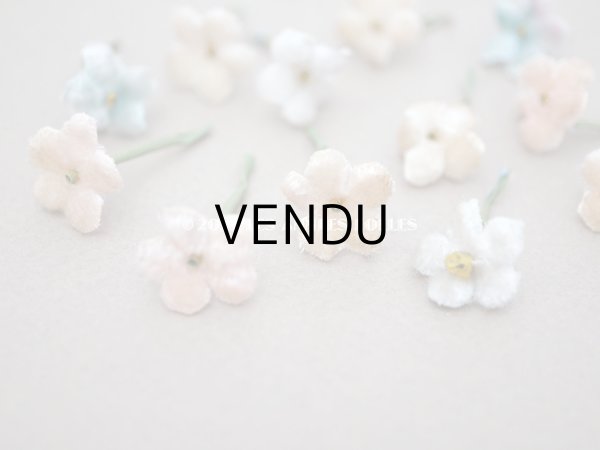 画像4: アンティーク ベルベットの布花 12ピースのセット　 (4)