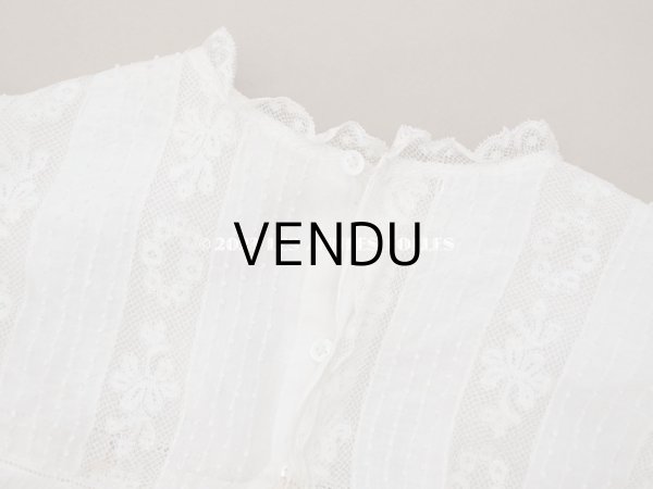 画像13: 1900年頃 アンティーク　小さな女の子のドレス ピーチピンクのリボン＆手刺繍の花模様 (13)