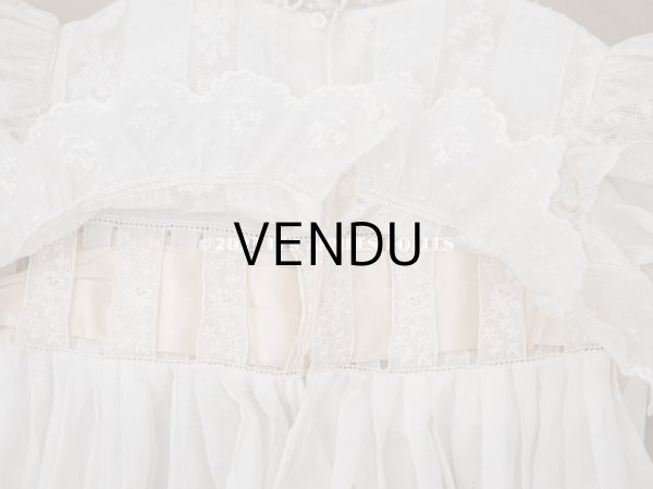 画像16: 1900年頃 アンティーク　小さな女の子のドレス ピーチピンクのリボン＆手刺繍の花模様 (16)