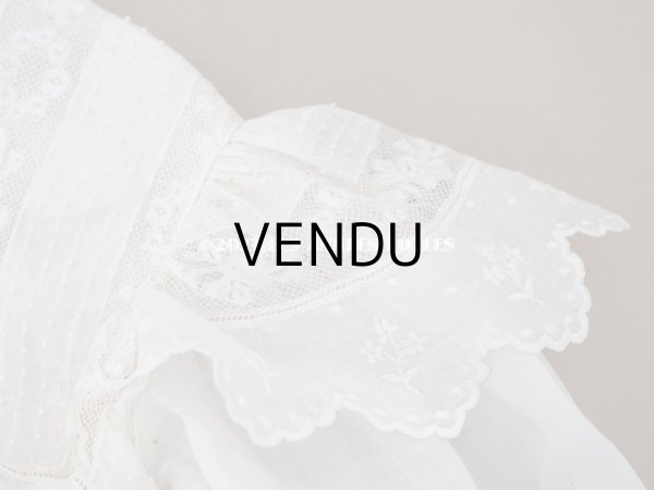 画像15: 1900年頃 アンティーク　小さな女の子のドレス ピーチピンクのリボン＆手刺繍の花模様 (15)