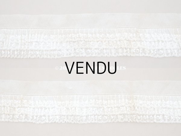 画像6: アンティーク タグ付き 3段　チュールレースのプリーツ リボン 1.53m 7.5cm幅 オフホワイト (6)