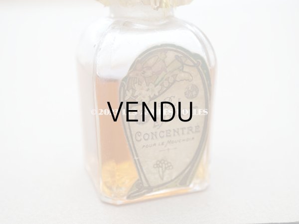 画像5: 未開封 アンティーク  鈴蘭&菫の小さなパフュームボトル クリスタル製 EXTRAIT CONCENTRE POUR LE MOUCHOIR   (5)