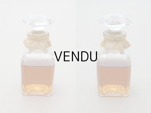 画像3: 未開封 アンティーク  鈴蘭&菫の小さなパフュームボトル クリスタル製 EXTRAIT CONCENTRE POUR LE MOUCHOIR   (3)
