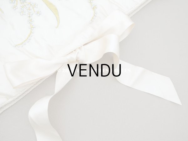 画像9: アンティーク シルク製 勿忘草のハンキーケース リボン付き ハンカチ用ポシェット JEANNE (9)