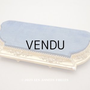 画像: *蚤の市*19世紀 アンティーク 薔薇模様 木製の台座 ゴールド