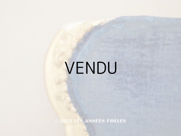 画像4: ＊蚤の市＊19世紀 アンティーク 薔薇模様 木製の台座 ゴールド  (4)