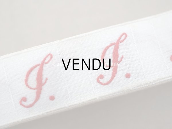 画像8: 1900年代 アンティーク 硝子の蓋の紙箱入り イニシャルテープ  (8)