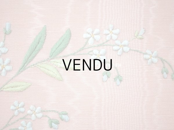 画像3: 1900年頃 アンティーク 勿忘草＆イニシャル刺繍入り　カルトナージュボックス  (3)