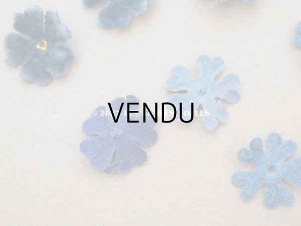 画像4: アンティーク ベルベットの布花 花びら 10ピースのセット　ブルー (4)