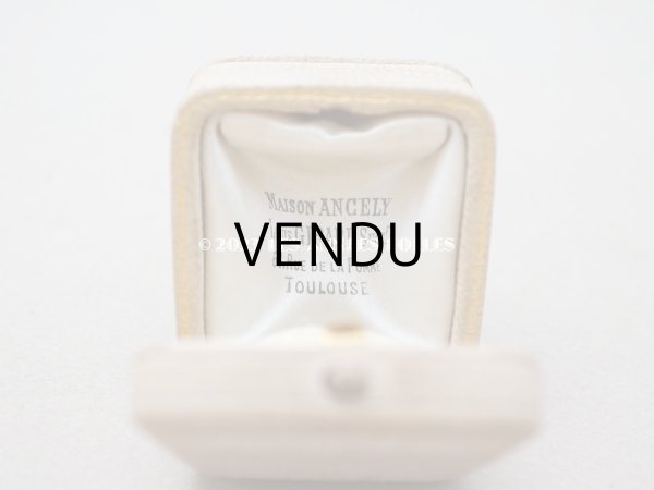 画像5: アンティーク イニシャル入り ジュエリーボックス ベージュ リングボックス (5)