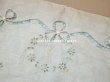 画像10: アンティーク イニシャル刺繍入り シルク製 ハンキーケース パウダーブルー (10)