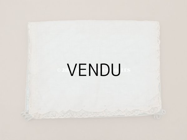 画像6: アンティーク イニシャル刺繍入り シルク製 ハンキーケース パウダーブルー (6)