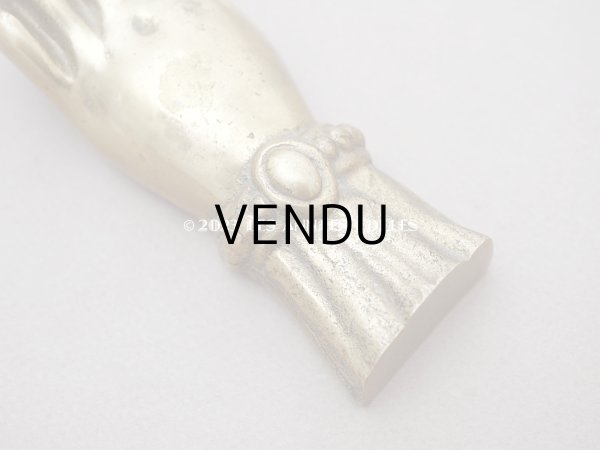 画像4: アンティーク ハンドモチーフのペーパーウェイト ブロンズ製 (4)