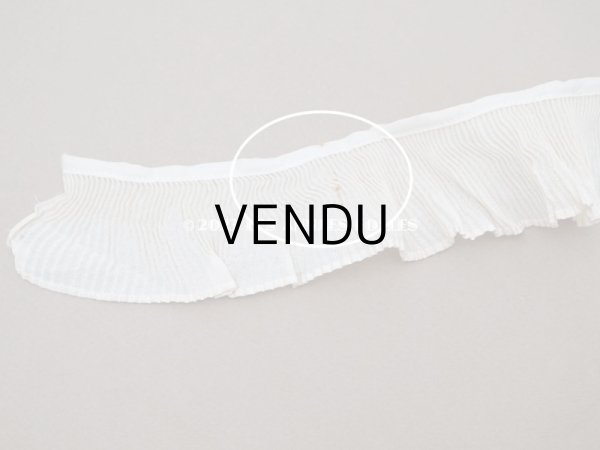 画像4: アンティーク プリーツリボン エクリュ 55cm 4cm幅   (4)