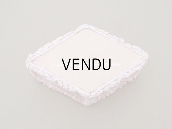 画像15: アンティーク リボンワークのジュエリーボックス パウダーピンク ガラスケース (15)