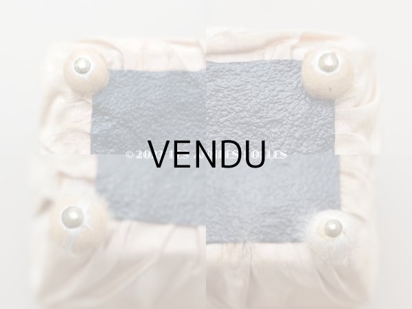 画像10: 19世紀 アンティーク ナポレオン3世時代 お菓子箱 シャンパンゴールド＆オフホワイトのキルティング チョコレートボックス  (10)