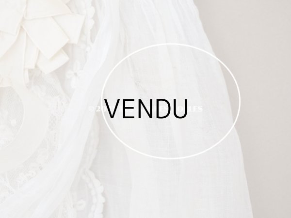 画像20: アンティーク 洗礼式のベビードレス パフスリーブ 手刺繍の花模様＆レース＆オレンジベージュのリボン (20)