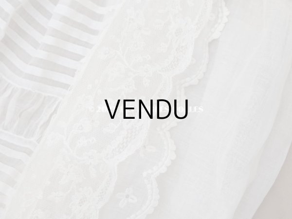 画像13: アンティーク 洗礼式のベビードレス パフスリーブ 手刺繍の花模様＆レース＆オレンジベージュのリボン (13)