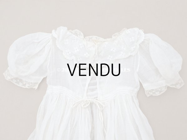 画像22: アンティーク 洗礼式のベビードレス パフスリーブ 手刺繍の花模様＆レース＆オレンジベージュのリボン (22)