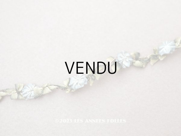 画像1: アンティーク シルク製 薔薇のロココトリム 水色 ロココリボン 14cm (1)
