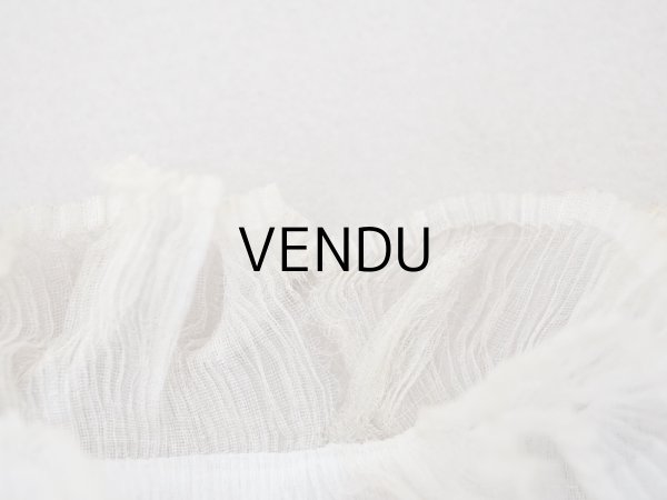 画像11: 19世紀末 アンティーク シルクシフォンの3段プリーツリボン 39cm 4.6cm幅  (11)