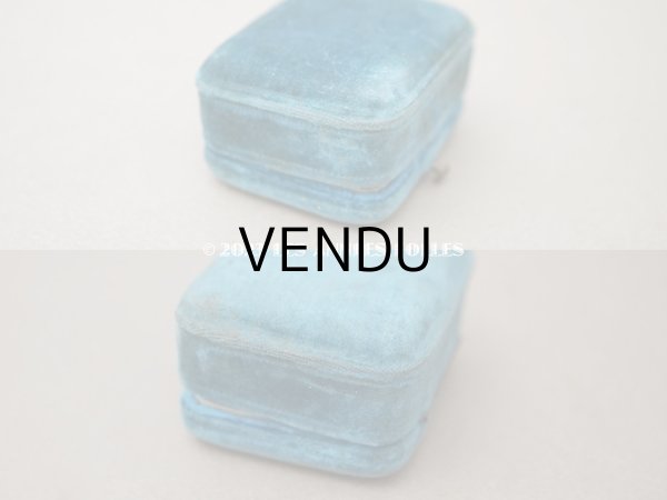 画像9: 19世紀 アンティーク ブルーのベルベットのジュエリーボックス ピアス用 (9)