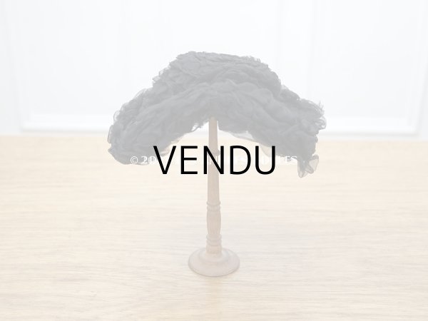 画像5: 1900年頃 アンティーク ドールハット 黒いシルクシフォンのフリル　ヴェルサイユの帽子店 (5)