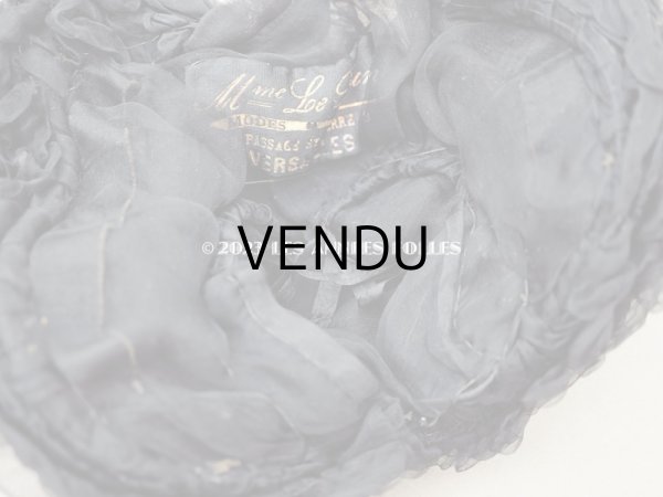 画像9: 1900年頃 アンティーク ドールハット 黒いシルクシフォンのフリル　ヴェルサイユの帽子店 (9)