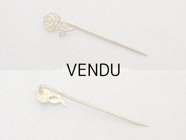 画像3: 1900年頃 アンティーク 薔薇＆フェイクパールの小さなエパングル 2点セット  (3)