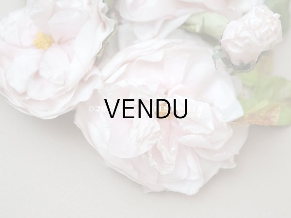 画像2: アンティーク パウダーピンクの薔薇の布花 クウォーターロゼット咲き　ヘッドドレス　結婚式　婚約式 (2)