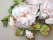 画像4: アンティーク パウダーピンクの薔薇の布花 クウォーターロゼット咲き　ヘッドドレス　結婚式　婚約式 (4)