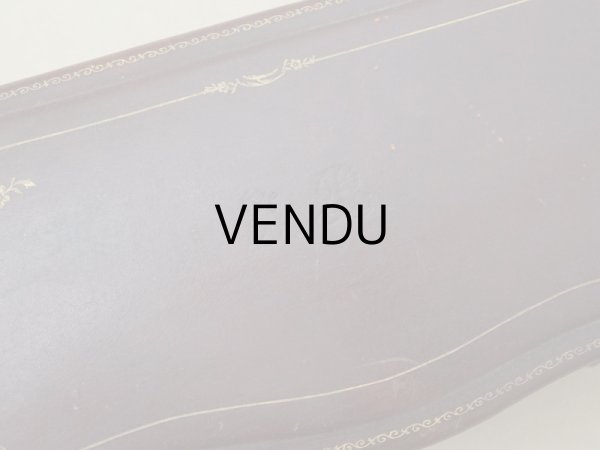 画像4: アンティーク 本革製　グローブボックス シルク製クッション付き　イニシャル入り ジュエリーケース　 (4)