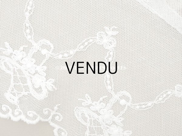 画像4: アンティーク 花かご＆リボンのガーランドの刺繍入り 幅広チュールレース 183cm (4)