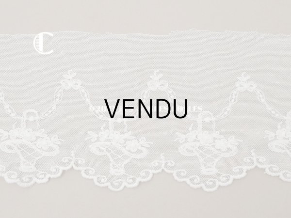 画像9: アンティーク 花かご＆リボンのガーランドの刺繍入り 幅広チュールレース 183cm (9)