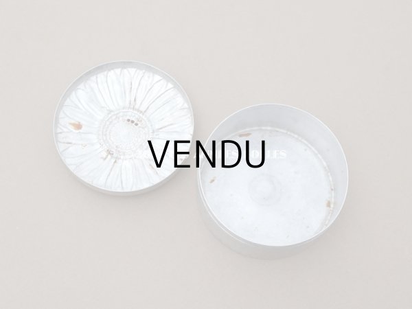 画像5: アンティーク アルミ製 マーガレット パウダーボックス  (5)