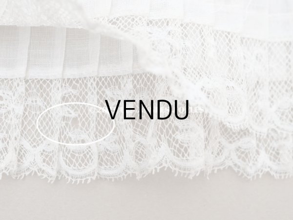 画像8: 【クリスマスセール2023対象外】1900年頃 アンティーク ドレスの裾  幅広　レース付きプリーツ  3.1m 幅21.5cm　コットンオーガンジー (8)