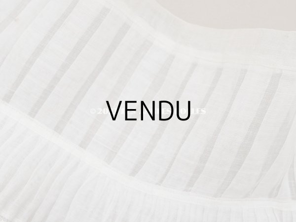 画像3: 【クリスマスセール2023対象外】1900年頃 アンティーク ドレスの裾  幅広　レース付きプリーツ 2.65m 幅17.5cm　コットンオーガンジー (3)