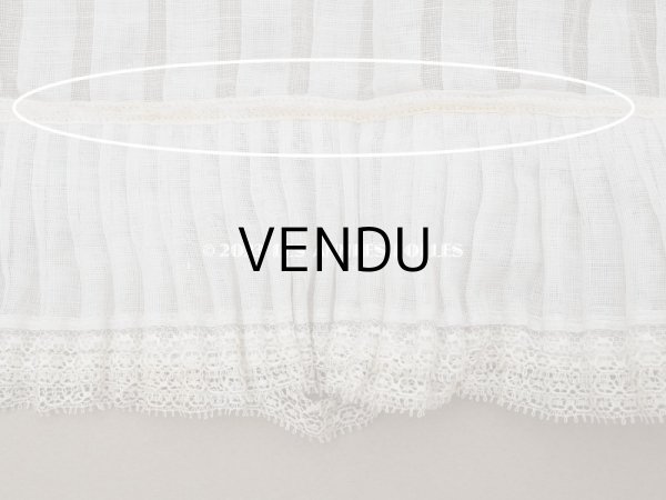 画像11: 【クリスマスセール2023対象外】1900年頃 アンティーク ドレスの裾  幅広　レース付きプリーツ 2.65m 幅17.5cm　コットンオーガンジー (11)