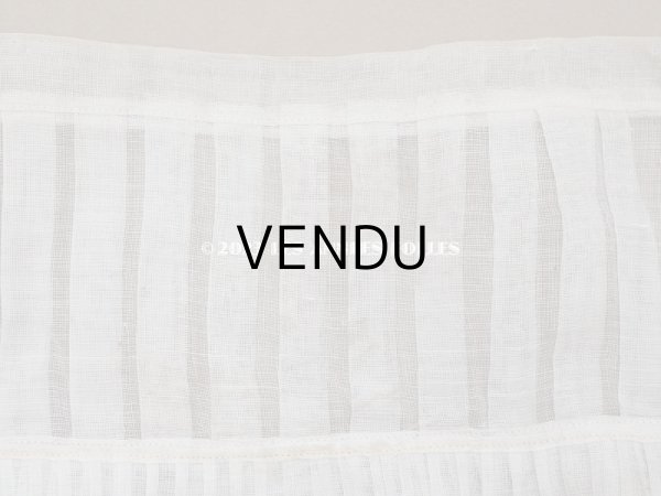 画像10: 【クリスマスセール2023対象外】1900年頃 アンティーク ドレスの裾  幅広　レース付きプリーツ 2.65m 幅17.5cm　コットンオーガンジー (10)