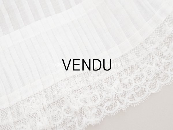 画像5: 【クリスマスセール2023対象外】1900年頃 アンティーク ドレスの裾  幅広　レース付きプリーツ  3.1m 幅21.5cm　コットンオーガンジー (5)