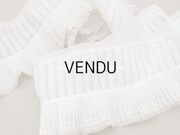 画像5: 【クリスマスセール2023対象外】1900年頃 アンティーク ドレスの裾  幅広　レース付きプリーツ 2.65m 幅17.5cm　コットンオーガンジー (5)