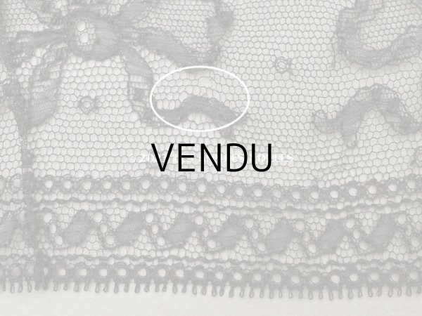 画像8: 【クリスマスセール2023対象外】1900年頃 アンティーク 幅広 リボン柄　シャンティイレース  17cm幅  1.75m〜2.5m (8)