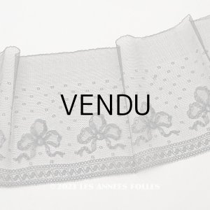 画像: 【クリスマスセール2023対象外】1900年頃 アンティーク 幅広 リボン柄　シャンティイレース  17cm幅  1.75m〜2.5m