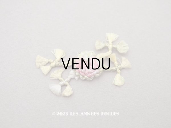 画像1: 19世紀末 アンティーク シルク製 パスマントリー パウダーピンクの薔薇 ロココモチーフ (1)