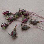 画像: アンティーク 薔薇の蕾の布花 10ピースのセット
