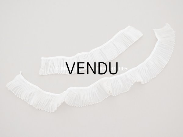 画像3: アンティーク オーガンジーのプリーツリボン オフホワイト 77cm 4.7cm幅   (3)