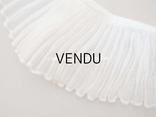 画像9: アンティーク オーガンジーのプリーツリボン オフホワイト 77cm 4.7cm幅   (9)