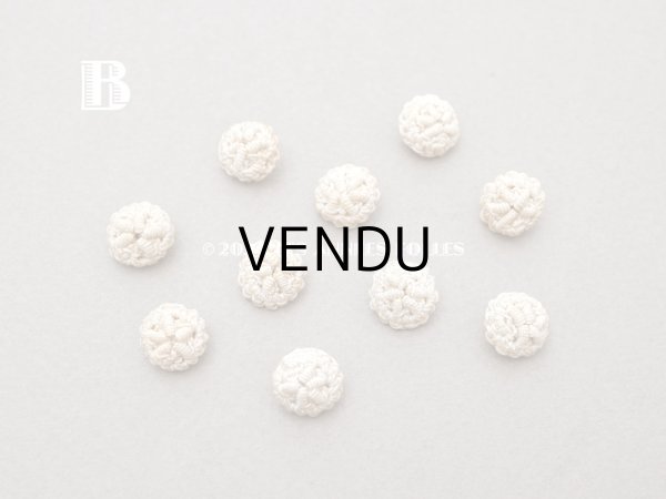 画像6: 1900年頃 アンティーク　花モチーフ コットンクロシェのボタン　10ピースのセット　11mm  (6)