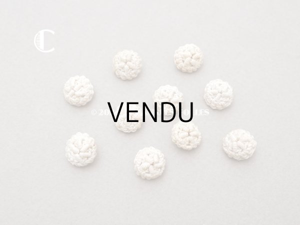 画像8: 1900年頃 アンティーク　花モチーフ コットンクロシェのボタン　10ピースのセット　11mm  (8)